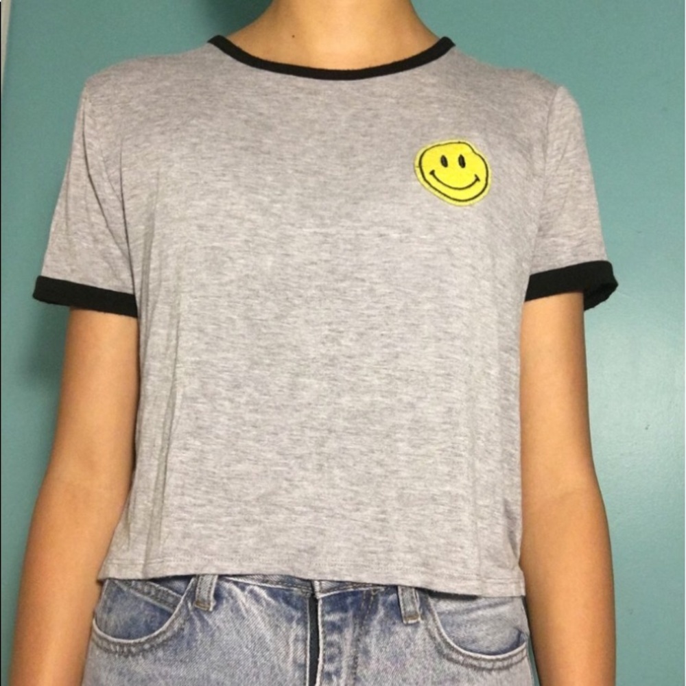 Smile Face Top from Qrew